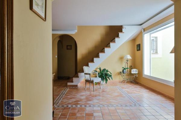 Maison à vendre 8 pièces 240m²