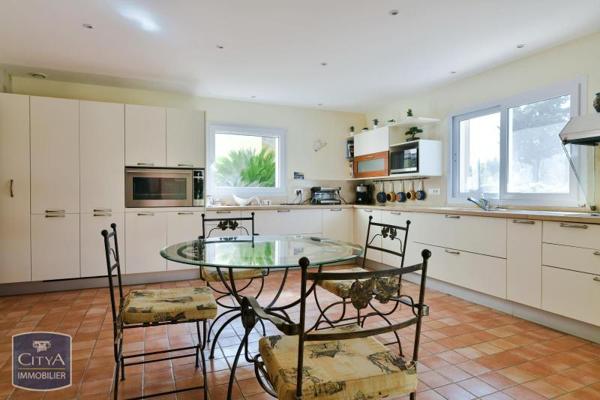 Maison à vendre 8 pièces 240m²