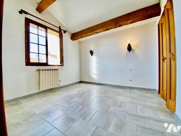 Maison T4 au calme en impasse avec grand garage et 344m² de terrain