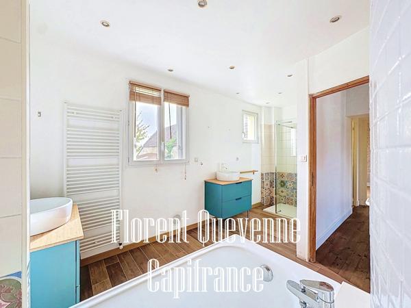 Maison à vendre 8 pièces FLEURY SUR ORNE (14)