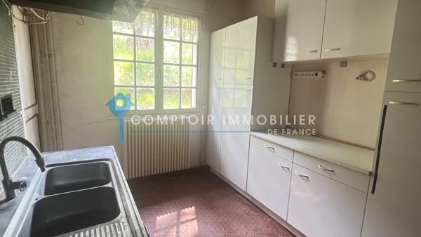 Maison
                                                                                                                                                                                                                                                                                                                        10 pièce(s)                                                                                                                                                                                                          7 chambre(s)                                                                                                                                                                                                          270  m²