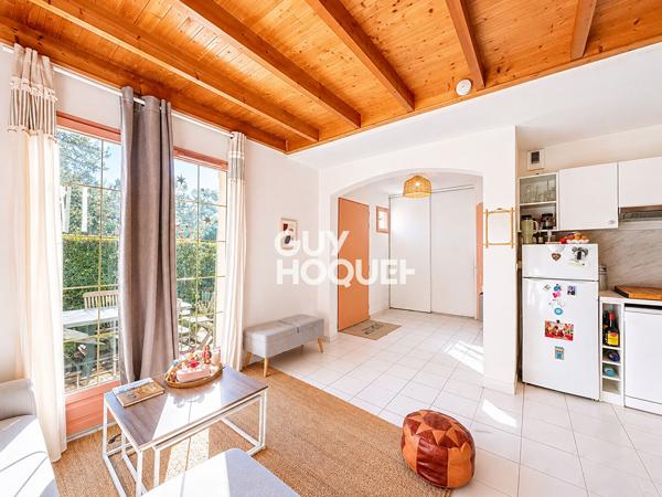 Maison 3 pièces 51 m² avec jardin, terrasse et 2 parkings à Mouans-Sartoux.