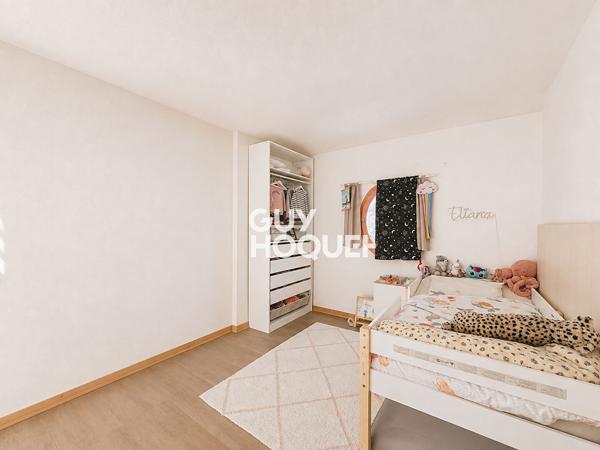 Maison 3 pièces 51 m² avec jardin, terrasse et 2 parkings à Mouans-Sartoux.