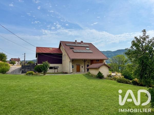 Maison à vendre 10 pièces 222,5 m² Belleydoux