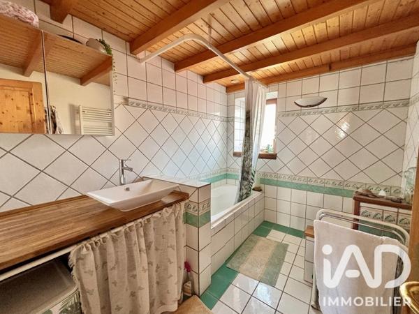 Maison à vendre 10 pièces 222,5 m² Belleydoux