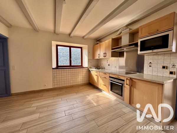 Maison à vendre 10 pièces 222,5 m² Belleydoux
