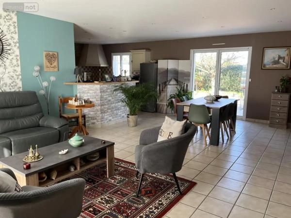 Achat - Maison Luçon 85400 5 pièces 108 m 2 529 m 2