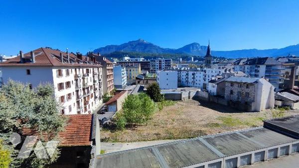 Grand appartement traversant