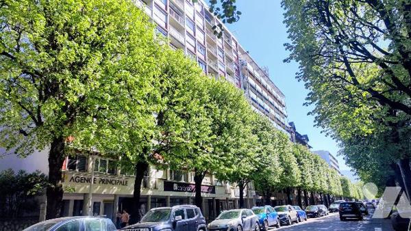 Grand appartement traversant