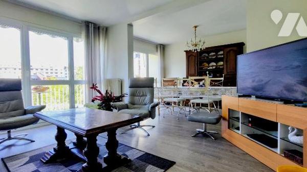 Grand appartement traversant