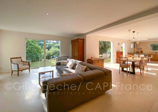 Maison familiale moderne 5 chambres sur terrain de 8000 m² VENCE (06)