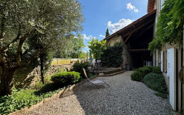 Maison à vendre    5 pièces •  Génissieux