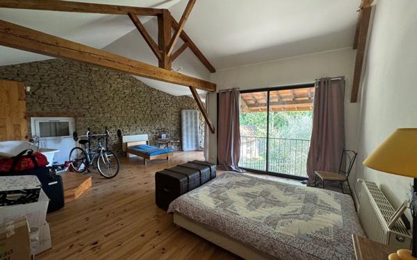 Maison à vendre    5 pièces •  Génissieux