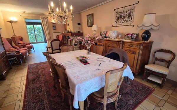 Maison à vendre    4 pièces • 112 m2 Saint-Aubin-lès-Elbeuf