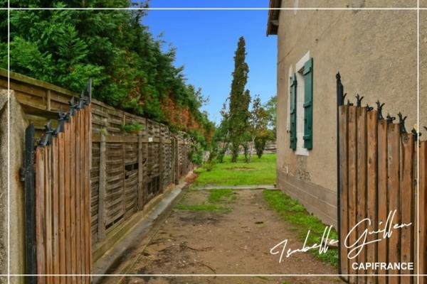 Maison à vendre 2 pièces CHATEAUMEILLANT (18)