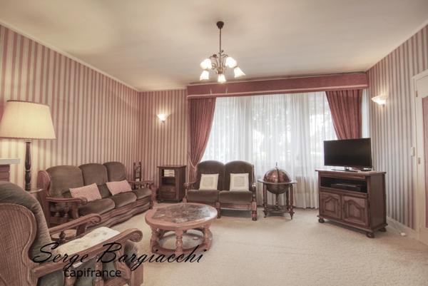 à DOUAI centre (59) , maison 5 pièces, 105 m², 3 chambres , jardin , sous-sol