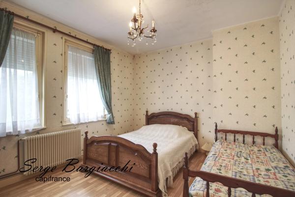 à DOUAI centre (59) , maison 5 pièces, 105 m², 3 chambres , jardin , sous-sol