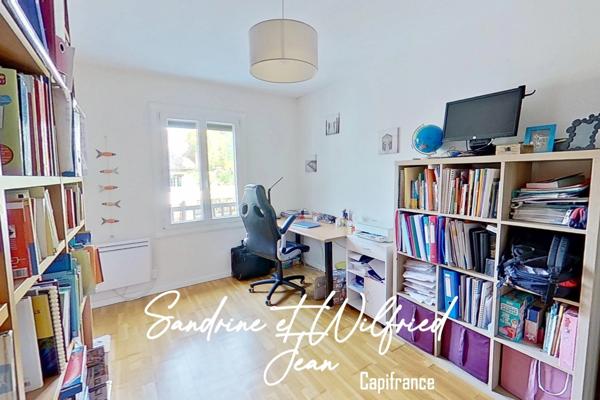 LA CHAPELLE LONGUEVILLE (27) - Maison individuelle avec sous-sol total - 4 chambres - terrain 741m²