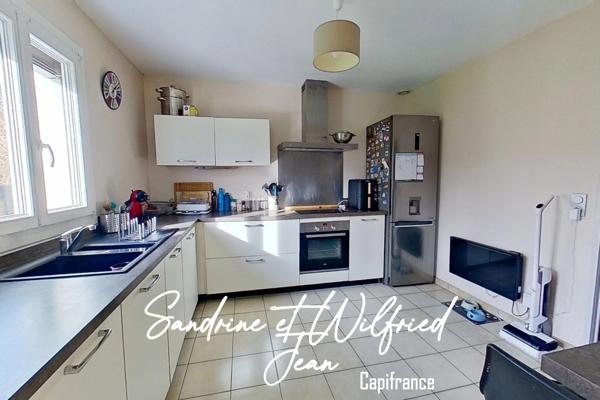 LA CHAPELLE LONGUEVILLE (27) - Maison individuelle avec sous-sol total - 4 chambres - terrain 741m²