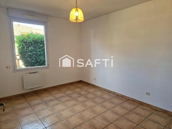 Maison  T3, 81 m² + 5 m² de cellier, dans résidence sécurisée, piscine et club house.