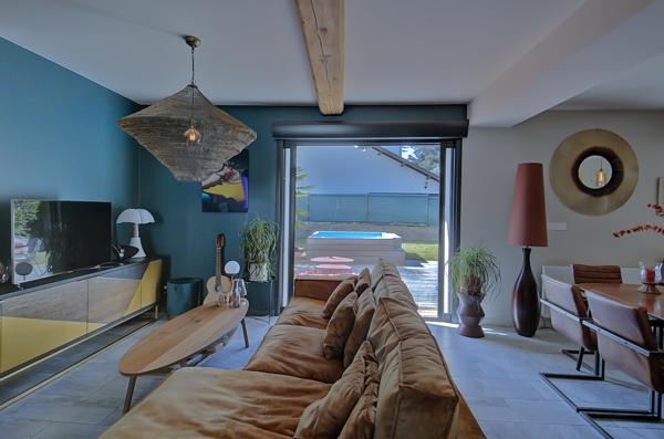 Les echets (01700) Corps de ferme 140m2 4 chambres avec Jardin au calme