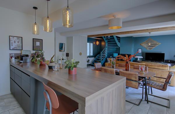 Les echets (01700) Corps de ferme 140m2 4 chambres avec Jardin au calme