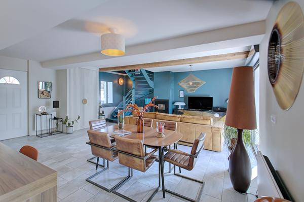 Les echets (01700) Corps de ferme 140m2 4 chambres avec Jardin au calme