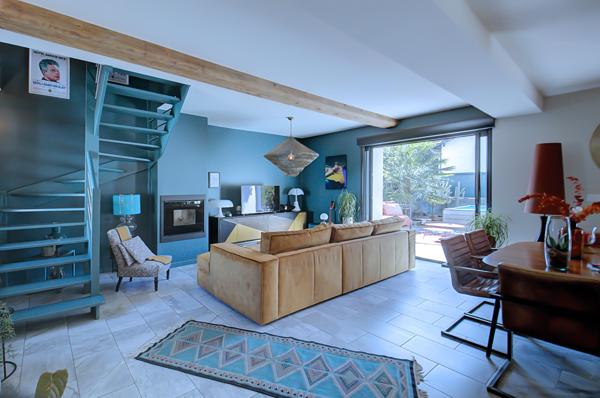 Les echets (01700) Corps de ferme 140m2 4 chambres avec Jardin au calme