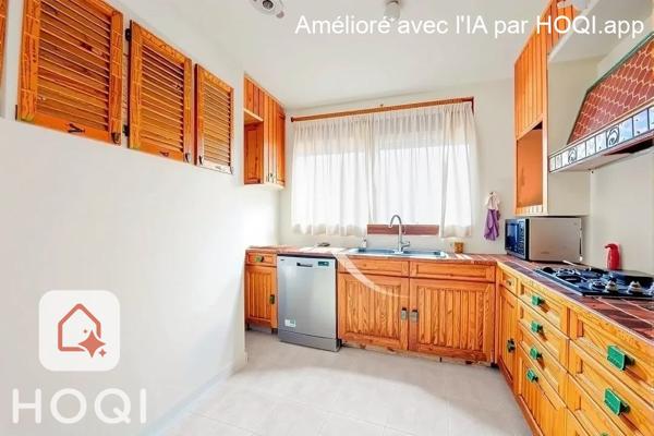 À VENDRE Maison 8 Pièces avec Appartement 2 pièces VERRIERES LE BUISSON