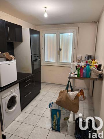 Appartement 2 pièces de 53 m² à La Chapelle-Saint-Luc (10600)