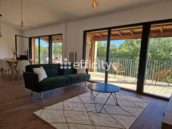 Appartement 4 pièces - 93 m² Bien prestige