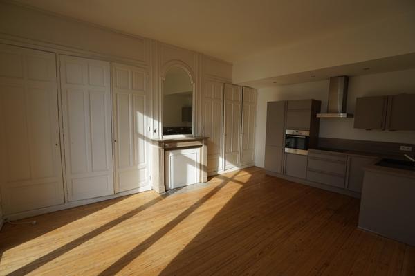 Appartement 2 pièce(s) 1 chambre(s) 45.86 m²