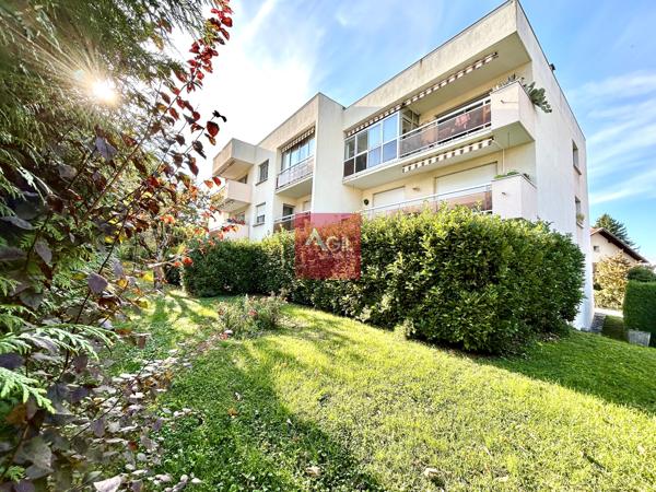EYBENS - T3 AVEC GRAND BALCON, CAVE ET GARAGE.