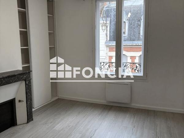 Location Appartement 2 pièces 34.9 m² - 16 RUE DE FRANCE Fontainebleau 77300