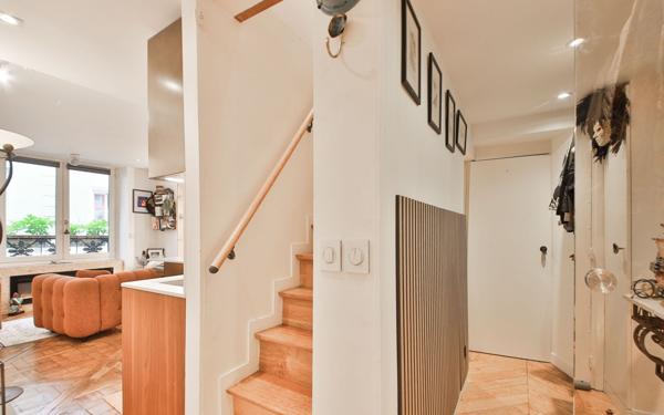 Appartement à vendre    2 pièces • 35,08 m2 Paris 1