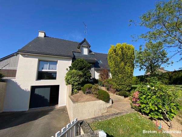 Maison à Fougères garage, commerces proches