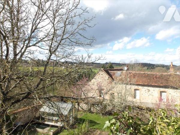 BOUSSAC (23) CREUSE, A vendre dans une rue très calme du quartier historique de la ville cette ...