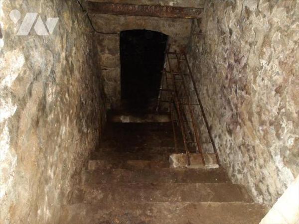 BOUSSAC (23) CREUSE, A vendre dans une rue très calme du quartier historique de la ville cette ...