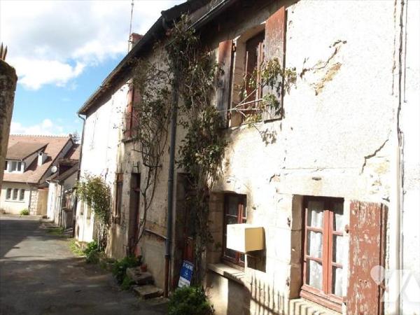BOUSSAC (23) CREUSE, A vendre dans une rue très calme du quartier historique de la ville cette ...