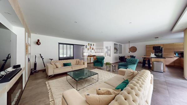 Maison 5 pièces – 150 m² environ à La Chapelle-sur-Erdre (ref : 2064T-LL)
