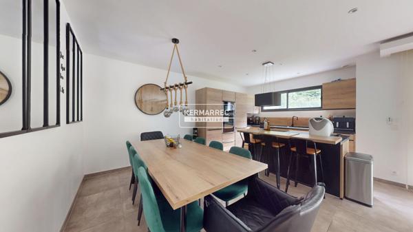 Maison 5 pièces – 150 m² environ à La Chapelle-sur-Erdre (ref : 2064T-LL)