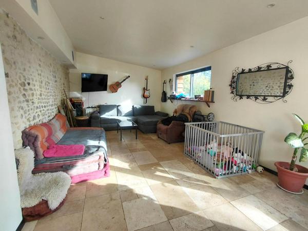 Maison à Le Mêle-sur-Sarthe, 61170 - 5 pièces 98m²