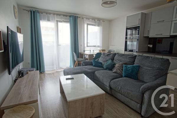 Appartement F4 à vendre  4 pièces - 72,92 m2 CHOISY LE ROI - 94