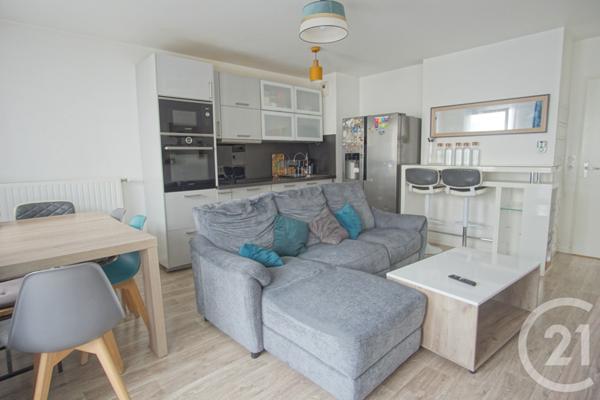 Appartement F4 à vendre  4 pièces - 72,92 m2 CHOISY LE ROI - 94