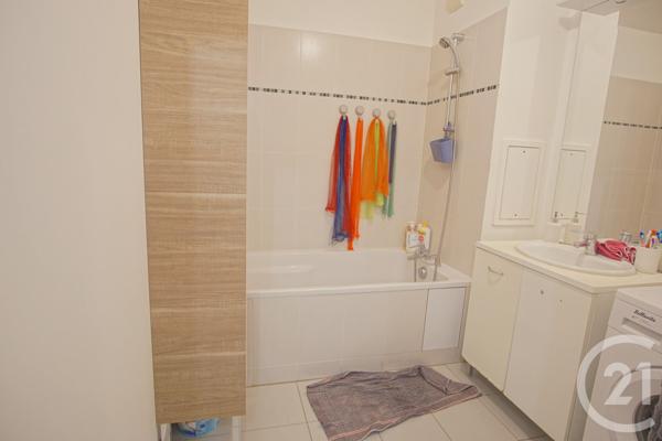 Appartement F4 à vendre  4 pièces - 72,92 m2 CHOISY LE ROI - 94