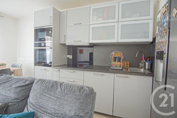 Appartement F4 à vendre  4 pièces - 72,92 m2 CHOISY LE ROI - 94