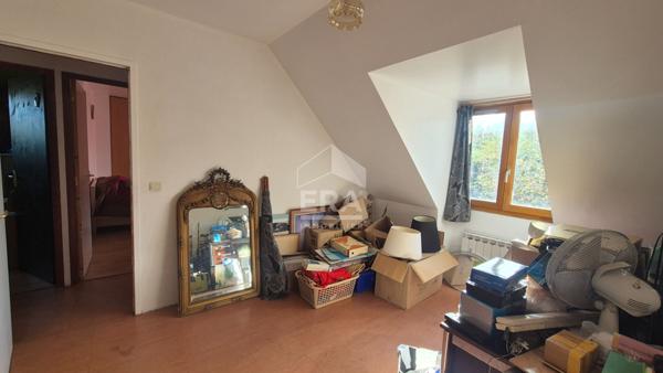 Maison Grisy Suisnes 6 pièce(s) 104 m2