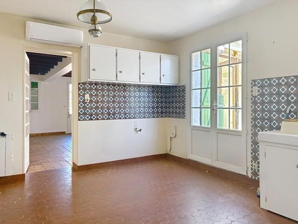 Immeuble 199 716 € Saintes 171 m² DPE