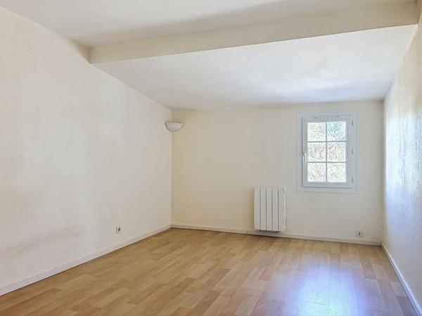 Immeuble 199 716 € Saintes 171 m² DPE