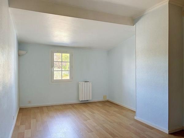 Immeuble 199 716 € Saintes 171 m² DPE